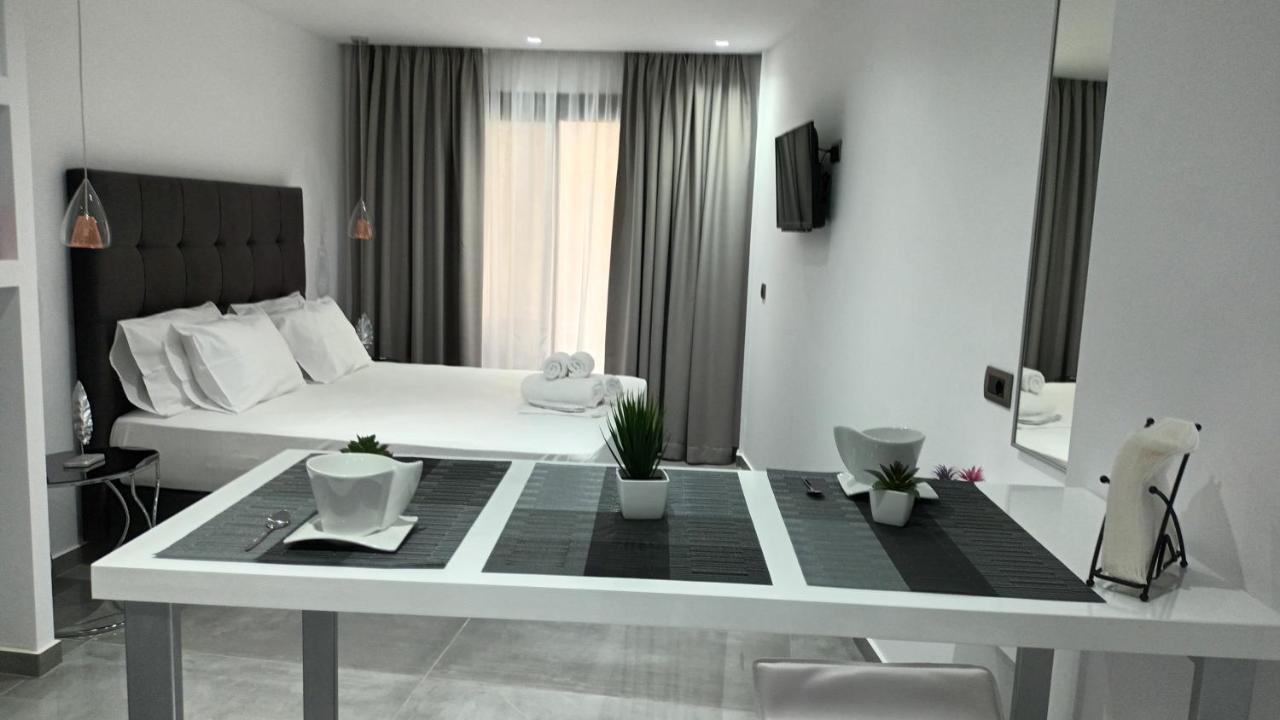 Km Luxury Apart Downtown Iraklio Exteriér fotografie